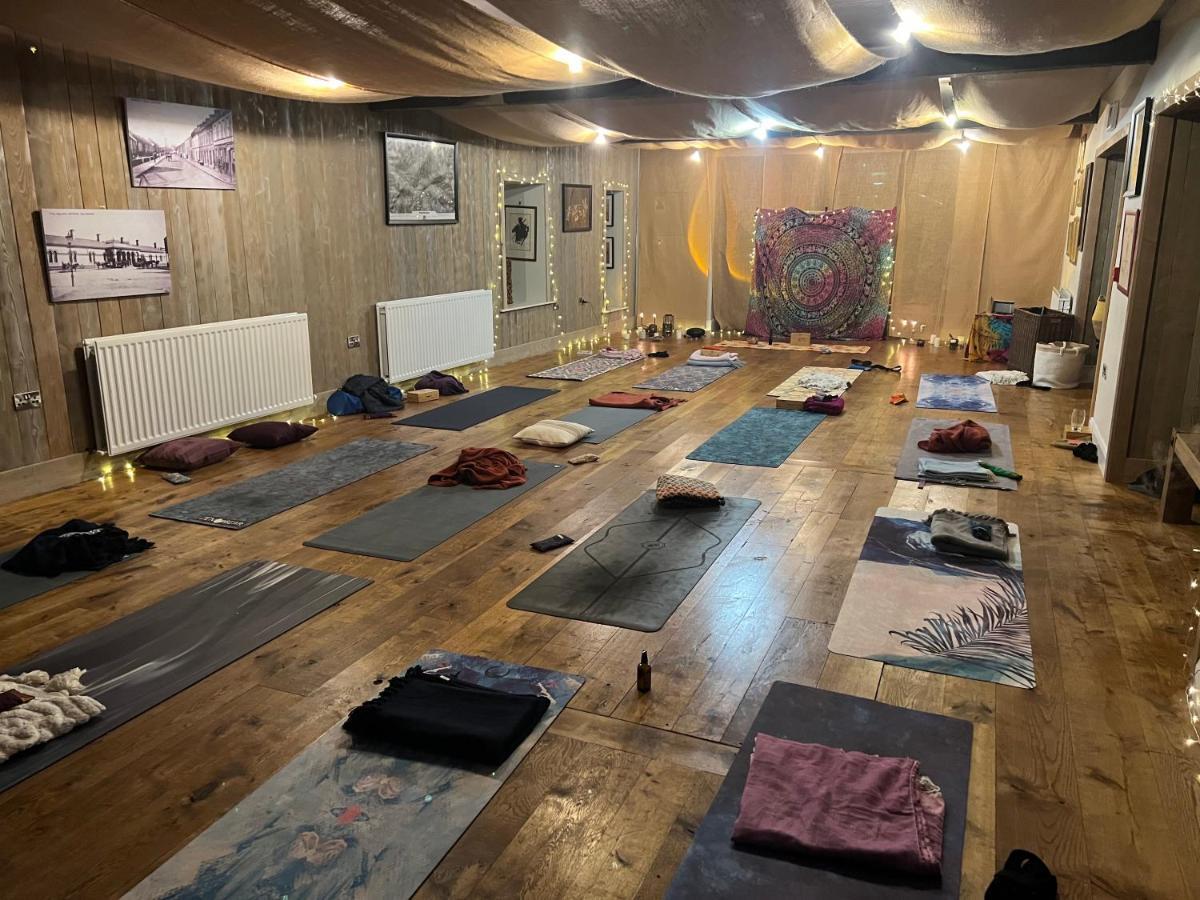 The Old Flax Mill Yoga Retreat Villa Coleraine Bagian luar foto